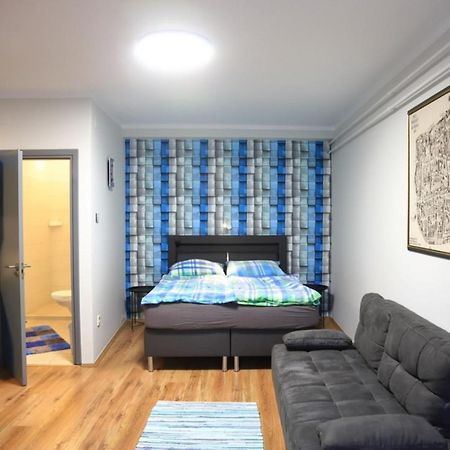 Studio Gold Apartman Pécs Zewnętrze zdjęcie